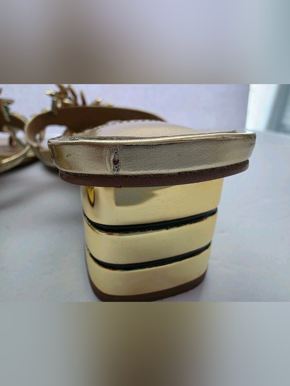 J.Renee Palmy T-Strap Sandals Metallic Gold Synthetic Upper Block-Heel Sz 8.5 M - Picture 8 of 13